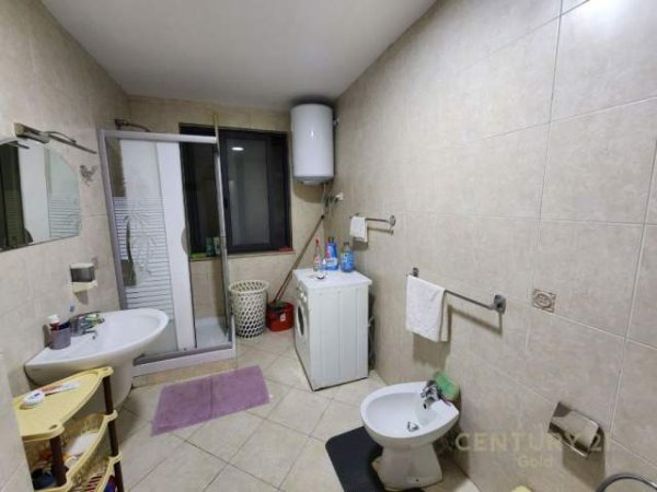 Tirane, shitet apartament 2+1+BLK Kati 9, 110 m² 198.000 Euro