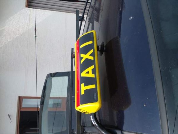 Tirane, shes Tabele taksie 100 Euro