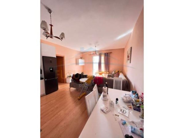 Tirane, shes apartament 2+1+BLK Kati 4, 96 m² 96.000 Euro (BULEVARDI MIGJENI)
