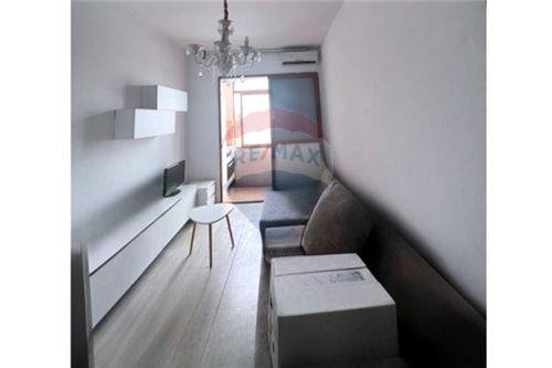 Tirane, jepet me qera 1+1 Kati 3, 380 Euro
