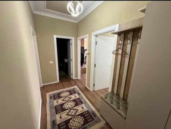 Tirane, jepet me qera apartament 2+1 Kati 1, 100 m² 900 € (RRUGA E DIBRES)