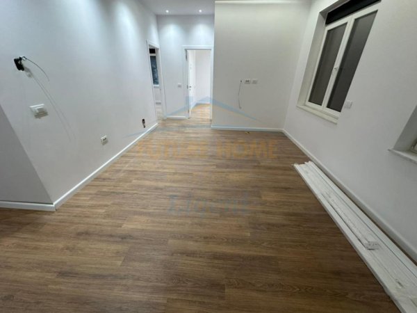 Tirane, shitet apartament 2+1+Ballkon Kati 0, 94 m² 208.000 € (Eduard Mano)