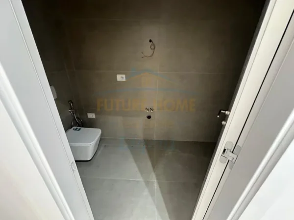 Tirane, shitet apartament 2+1+Ballkon Kati 0, 94 m² 208.000 € (Eduard Mano)