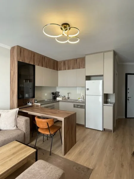 Tirane, jepet me qera apartament 2+1+Ballkon Kati 4, 90 m² 500 € (YZBERISHT)