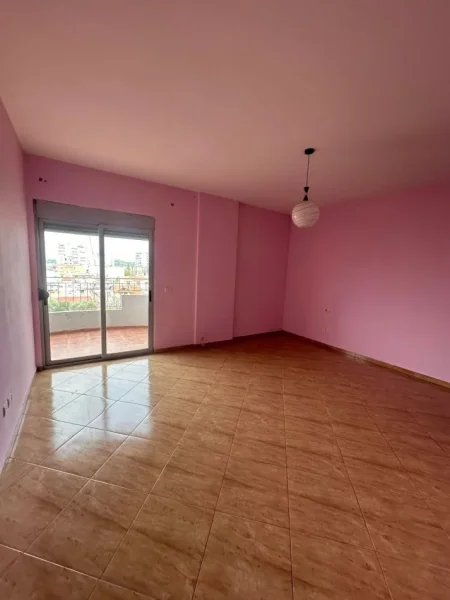 Fier, shes apartament 2+1+Ballkon , 120 m² 110.000 € 