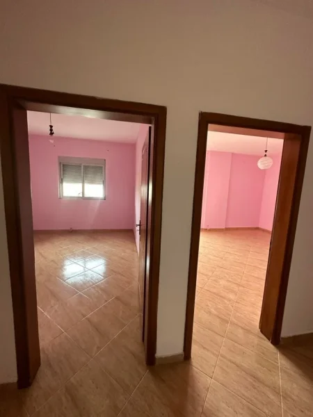 Fier, shes apartament 2+1+Ballkon , 120 m² 110.000 € 