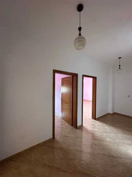 Fier, shes apartament 2+1+Ballkon , 120 m² 110.000 € 