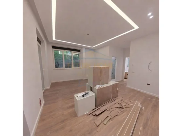 Tirane, shitet apartament Kati 0, 65 m² 142.200 € (Liqeni i Thate)
