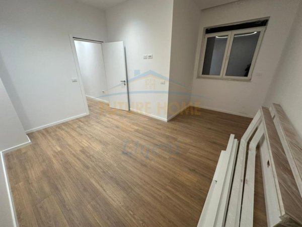 Tirane, shitet apartament 2+1 Kati 2, 102 m² 225.000 € (Liqeni i Thate)