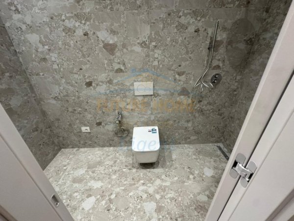 Tirane, shitet apartament 2+1 Kati 2, 102 m² 225.000 € (Liqeni i Thate)