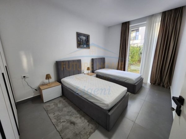 Tirane, jepet me qera apartament 2+1+Aneks+Ballkon Kati 0, 178 m² 1.200 € (LIQENI I THAT)