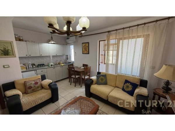Tirane, jepet me qera apartament 2+1+Ballkon Kati 4, 82 m² 750 € (21 dhjetori frosina plaku)