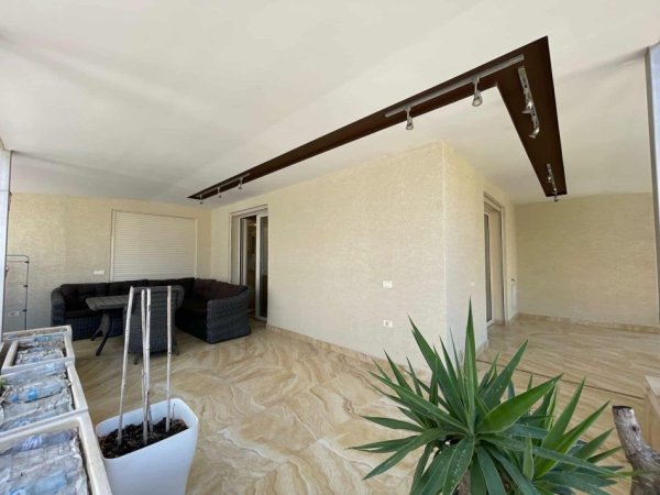 Tirane, shes apartament+verande | Penthouse 4+1+Aneks+Ballkon Kati 4, 235 m² 420.000 € (Rruga Peti, Kompleksi Ferrari)