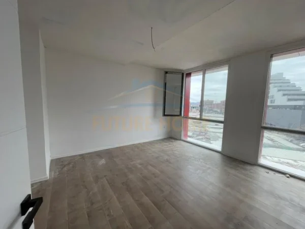 Tirane, shitet apartament 1+1+Ballkon Kati 3, 55 m² 105.000 € (Rruga e Dibres)