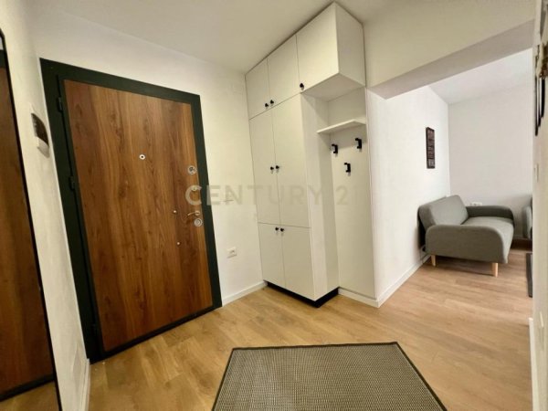 Tirane, jepet me qera apartament 1+1 Kati 2, 40 m² 500 € (mine peza)