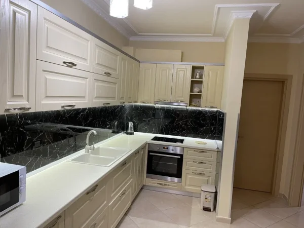 Vlore, jepet me qera apartament Kati 8, 68 m² 400 € 