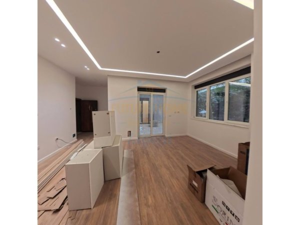 Tirane, shitet apartament Kati 0, 55 m² 142.200 €
