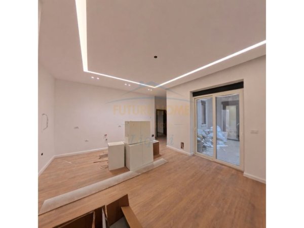 Tirane, shitet apartament Kati 0, 55 m² 142.200 €