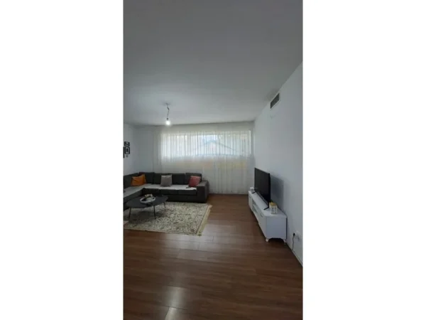 Tirane, shitet Vile Kati 3, 89 m² 830.000 €