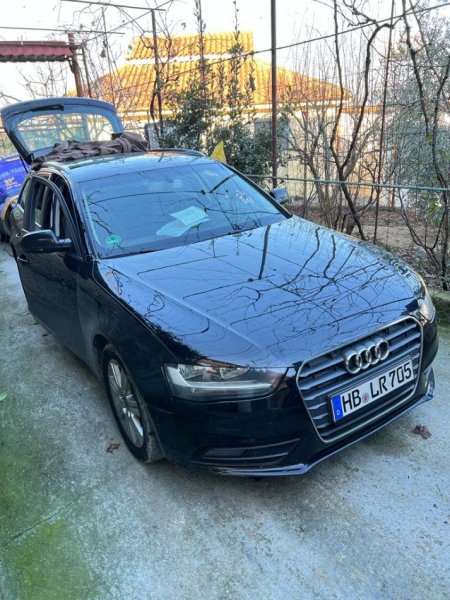 Tirane, shitet makine Audi A4 Avant 2.0 tdi Viti 2012 Nafte, e zeze automatik Klima 226.001 km 6.300 €