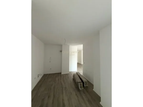 Tirane, shitet apartament 2+1 Kati 7, 122 m² 269.000 € (Zogu i Zi Action130526)