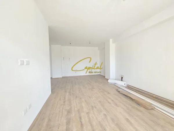 Tirane, jepet me qera apartament 2+1 Kati 3, 116 m² 193.000 € (RRUGA DRITAN HOXHA)