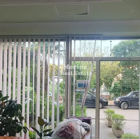 Tirane, jepet me qera ambjent biznesi Kati 1, 45 m² 500 € (Don Bosko)