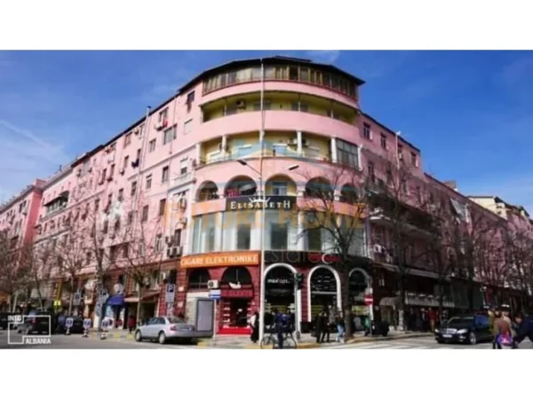 Tirane, jepet me qera ambjent biznesi Kati 1, 103 m² 3.500 € (SHALLVARET)