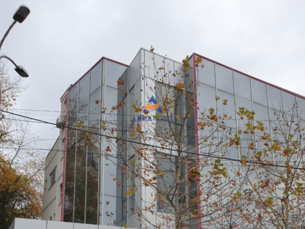 Tirane, shitet ambjent biznesi Kati 0, 1.200 m² 3.000.000 € 
