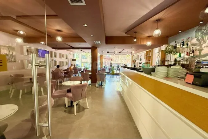 Tirane, shitet ambjent biznesi , 588 m² (Shkolla e Bashkuar Shkolla e Bashkuar, Tiranë(ID: 530291018-1024)