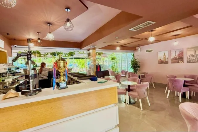 Tirane, shitet ambjent biznesi , 588 m² (Shkolla e Bashkuar Shkolla e Bashkuar, Tiranë(ID: 530291018-1024)