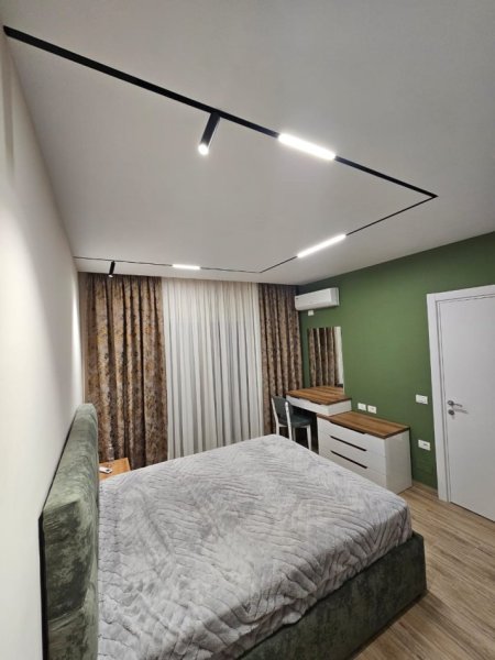 Vlore, jepet me qera nga Pronari, pa-komision apartament 1+1+Ballkon Kati 5, 65 m² 450 € (Lungomare)