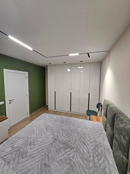 Vlore, jepet me qera nga Pronari, pa-komision apartament 1+1+Ballkon Kati 5, 65 m² 450 € (Lungomare)