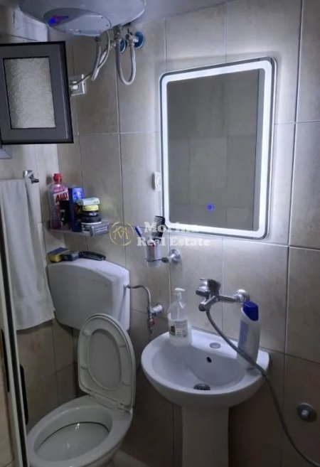 Tirane, jepet me qera garsonier Kati 1, 25 m² 350 € (21 Dhjetori)