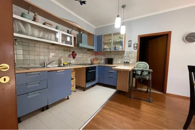 Tirane, shitet apartament 3+1 , 99 m² 255.000 € (Rruga Margarita Tutulani, Tiranë(ID: 530191006-1130)
