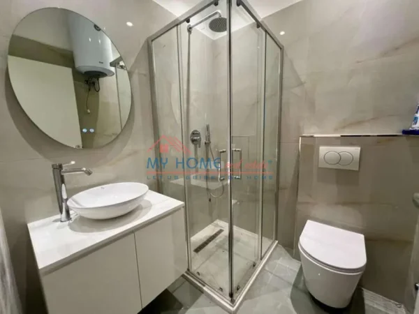 Tirane, jepet me qera ambjent biznesi Kati 2, 140 m² 1.600 € (Rruga Panorama)