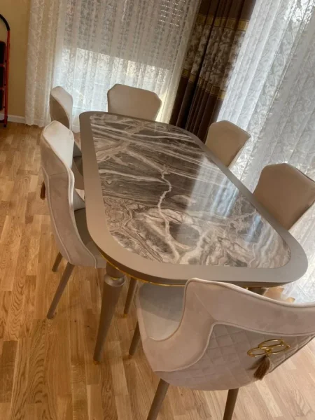 Tirane, shitet Vile 2 Katshe , 400 m² 450.000 € (GJIRI I LALEZIT)