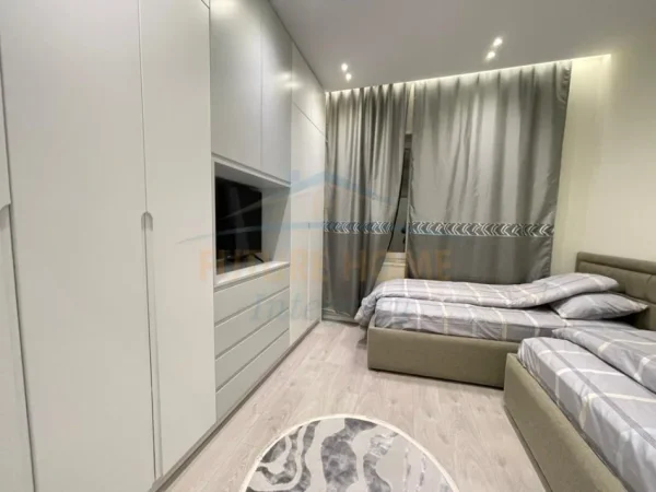 Tirane, jepet me qera apartament 2+1 Kati 1, 96 m² 800 € (Rruga Fuat Toptani)