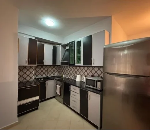 Tirane, jepet me qera apartament 2+1+Ballkon Kati 2, 90 m² 450 € (Yzberishtit/Rruga 3 Deshmoret,)