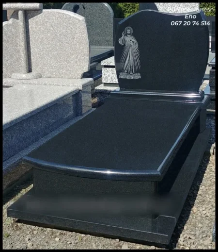 Tirane, ofroj Punime Varresh Europiane - Modele Varresh Te Ndryshme Granit