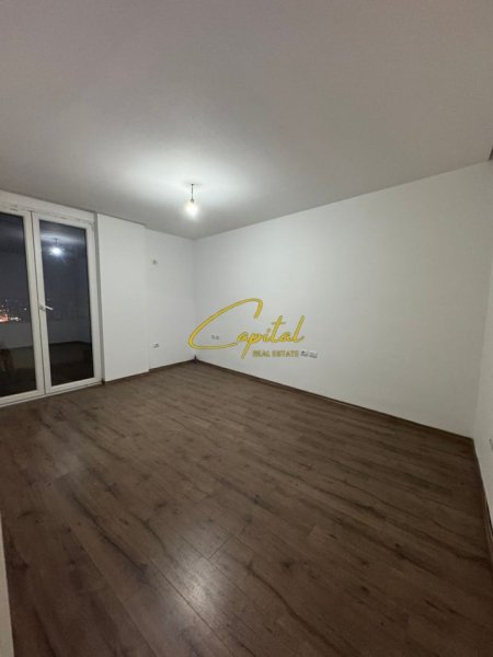 Tirane, jepet me qera apartament 2+1 Kati 8, 108 m² 500 € (ASTIR)