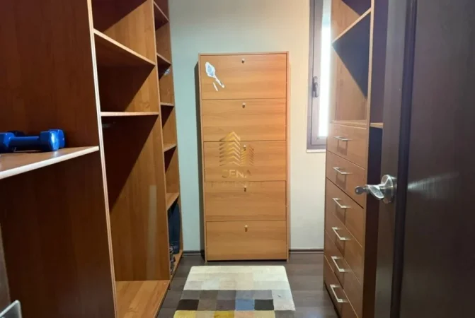 Tirane, shitet apartament 2+1 Kati 7, 97 m² 141.000 € (Yzberisht)