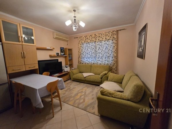 Tirane, shitet apartament 2+1+Aneks+Ballkon Kati 5, 76 m² 230.000 € 