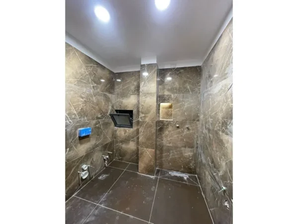 Tirane, shitet apartament 1+1 Kati 5, 62 m² 87.000 € (Fresk)