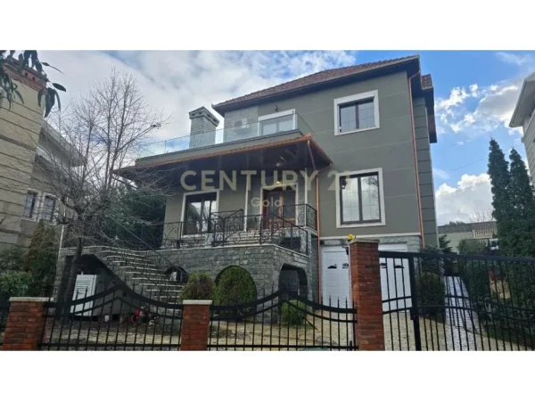 Tirane, jepet me qera Vile 3 Katshe Kati 4, 500 m² 3.200 € (Akacia Hills)