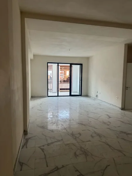 Tirane, shitet apartament 3+1+Ballkon Kati 2, 180 m² 207.800 € (Urban Gate)