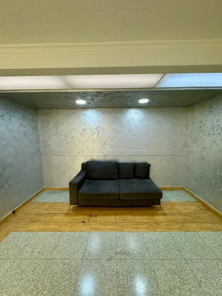 Tirane, jepet me qera ambjent biznesi Kati 1, 655 m² 5.800 € 