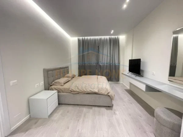 Tirane, jepet me qera apartament 2+1+Ballkon Kati 1, 96 m² 800 € (RRUGA E ELBASANIT)