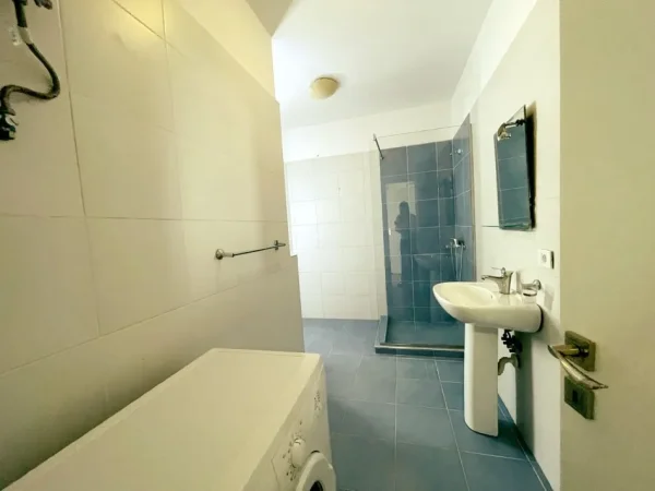 Tirane, shitet apartament 1+1+Ballkon Kati 0, 82 m² 122.000 € (Rezidenca Kodra e Diellit 2)