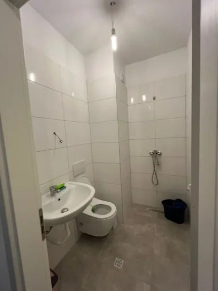 Tirane, jepet me qera apartament 2+1 Kati 2, 96 m² 600 € (QTU, UNIVERS CITY)